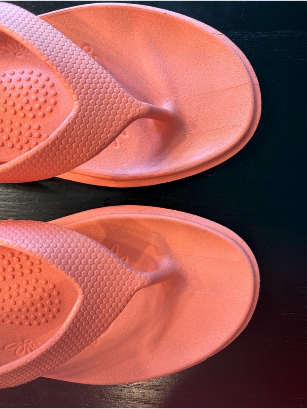 5/$20 Okabashi Coral Orange Flip Flop Sandals